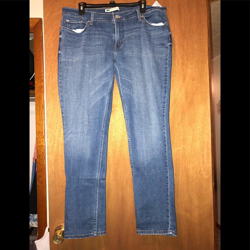 Levis 524 Too Superlow Bootcut Jeans